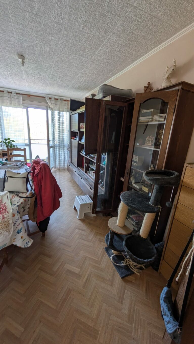 Appartement encombré, avant l’intervention de nos équipes